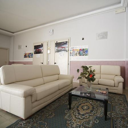 Hotel Telstar Rímini Habitación foto