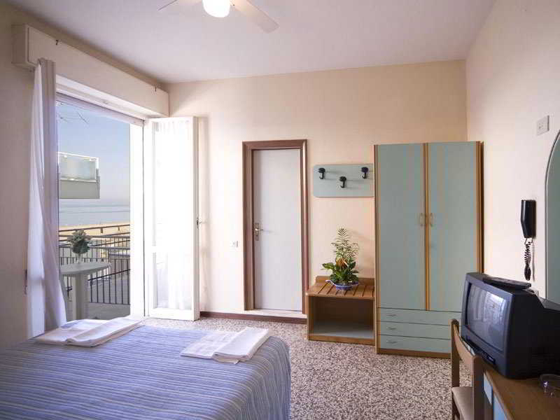Hotel Telstar Rímini Exterior foto